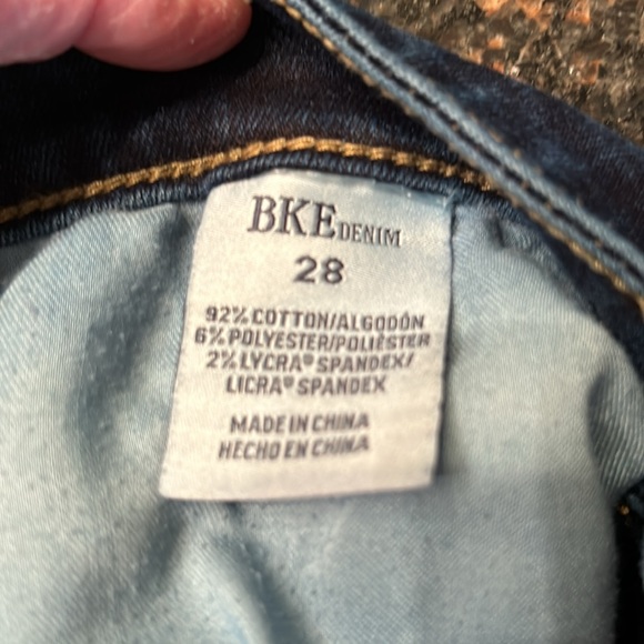 Like new BKE Parker jeans - Picture 4 of 5